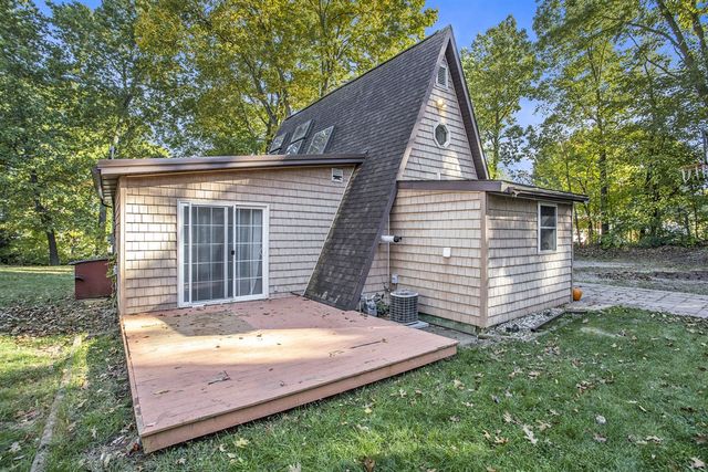 3229 W Shore Drive, Battle Creek, MI 49017