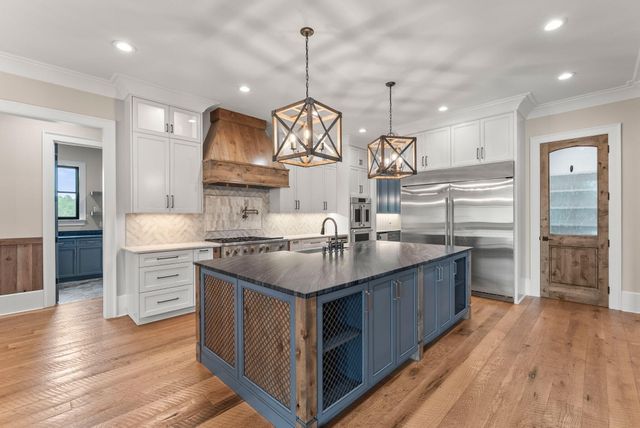 162 Lanham Road, Edgefield, SC 29824