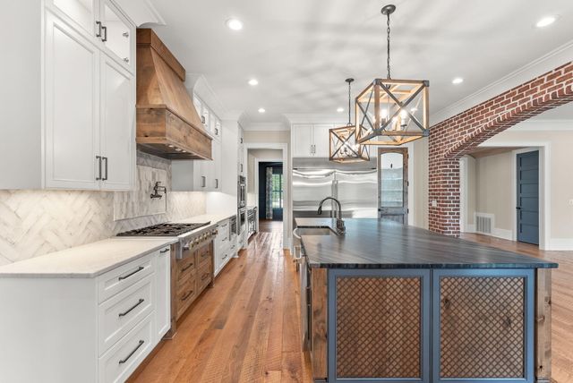 162 Lanham Road, Edgefield, SC 29824