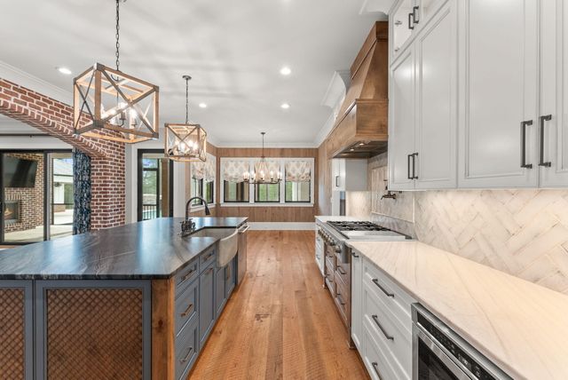 162 Lanham Road, Edgefield, SC 29824