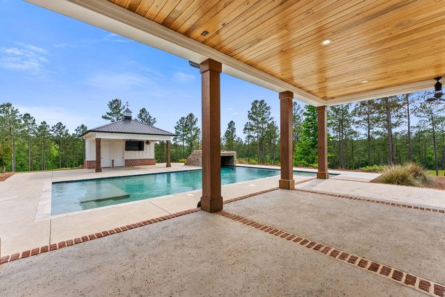 162 Lanham Road, Edgefield, SC 29824