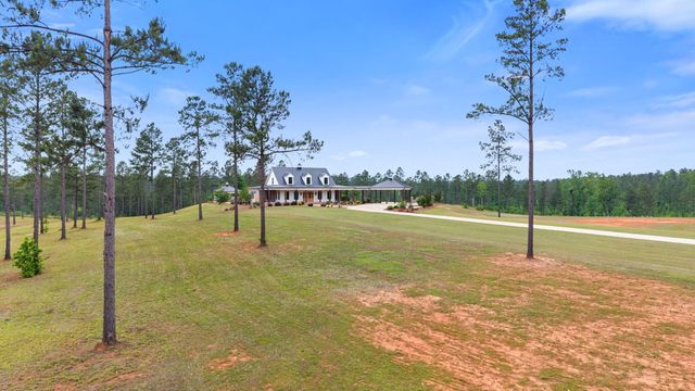 162 Lanham Road, Edgefield, SC 29824