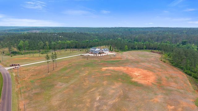 162 Lanham Road, Edgefield, SC 29824