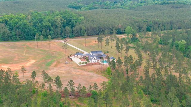 162 Lanham Road, Edgefield, SC 29824