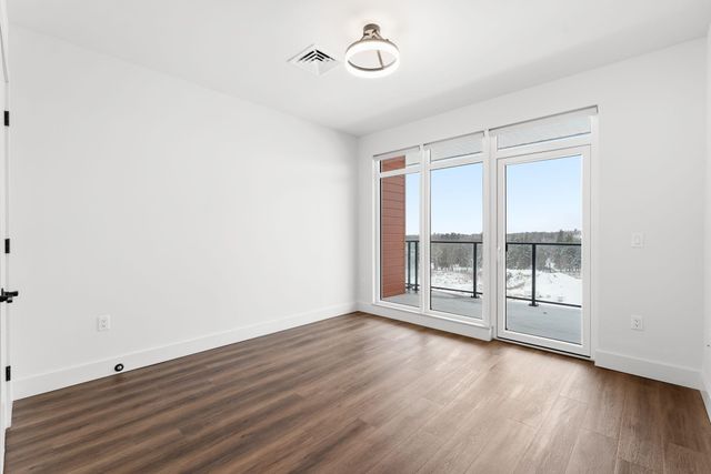 125 Cambrian Way Unit 613, Burlington, VT 05401