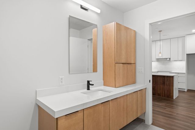 125 Cambrian Way Unit 613, Burlington, VT 05401