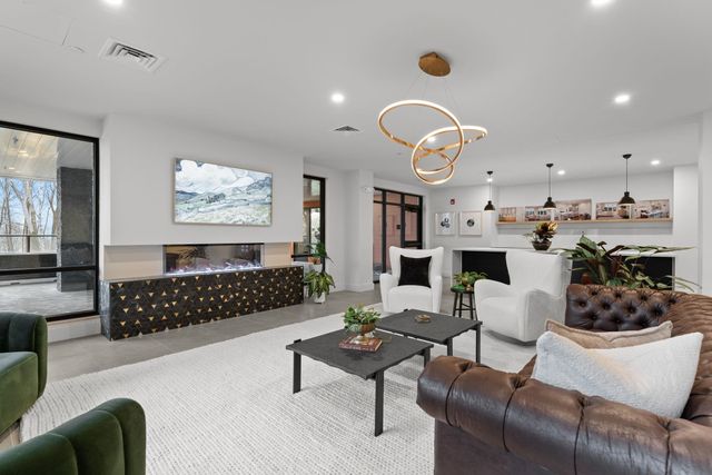 125 Cambrian Way Unit 613, Burlington, VT 05401