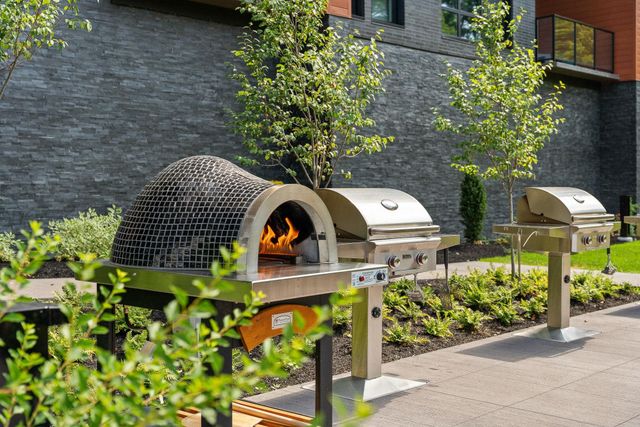 125 Cambrian Way Unit 613, Burlington, VT 05401