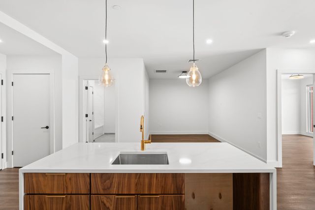 125 Cambrian Way Unit 613, Burlington, VT 05401