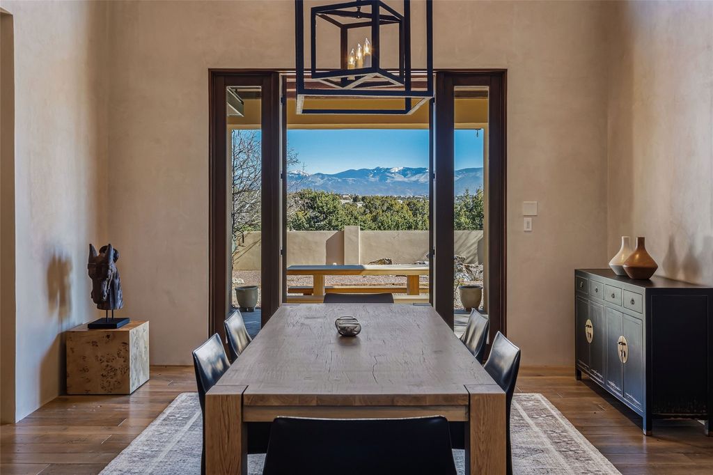 20 Rising Moon, Santa Fe, NM 87506