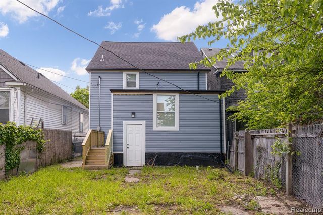 5442 Iroquois Street, Detroit, MI 48213