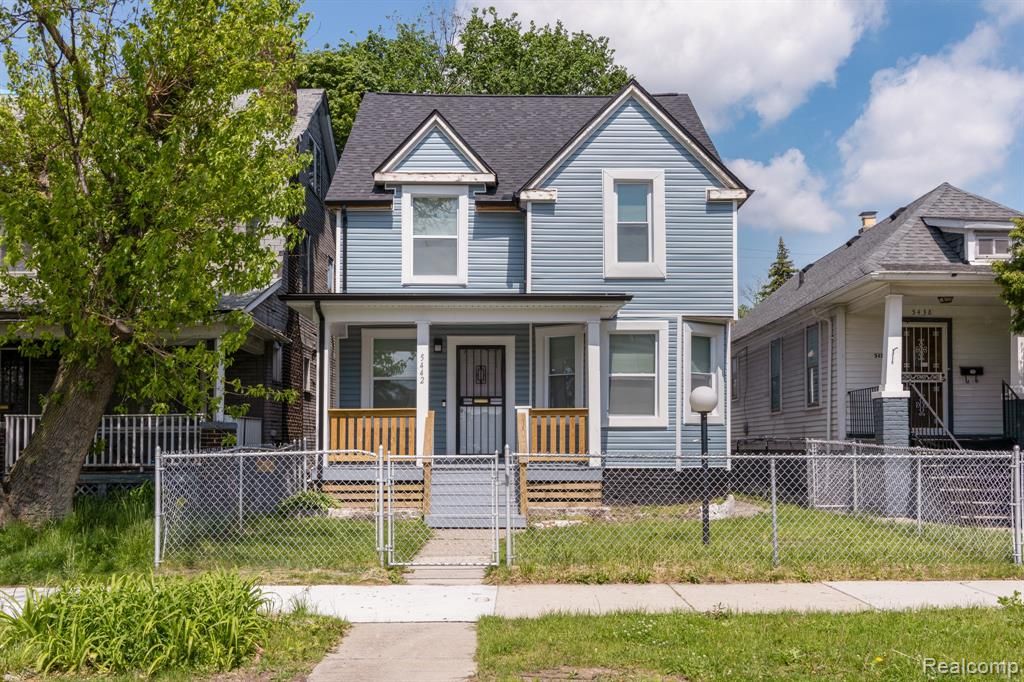 5442 Iroquois Street, Detroit, MI 48213