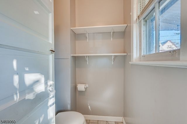 121 S Washington Ave, Dunellen Boro, NJ 08812