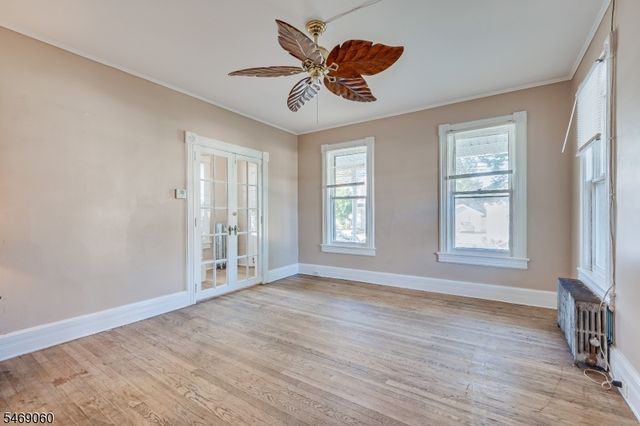 121 S Washington Ave, Dunellen Boro, NJ 08812