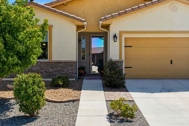 480 Pecos River Road SW, Los Lunas, NM 87031