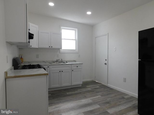 1934 FILMORE ST, Camden, NJ 08104