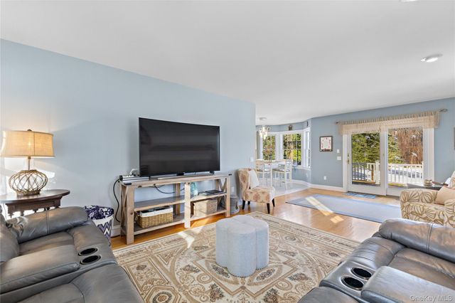 128 High View Drive, Carmel, NY 10512