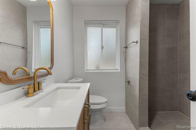 14801 Spring Garden Street, Detroit, MI 48205