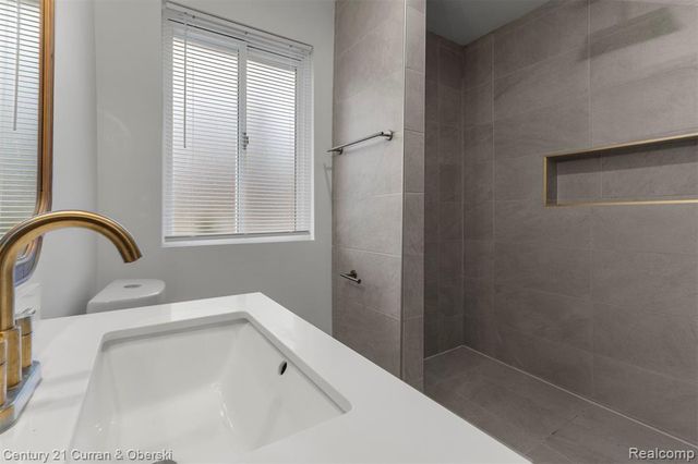 14801 Spring Garden Street, Detroit, MI 48205