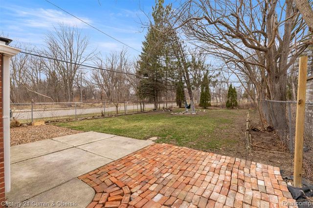 14801 Spring Garden Street, Detroit, MI 48205