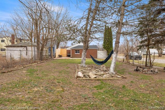 14801 Spring Garden Street, Detroit, MI 48205