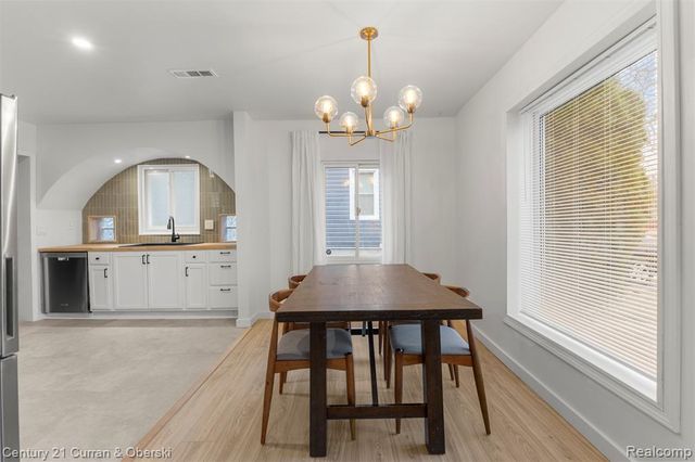 14801 Spring Garden Street, Detroit, MI 48205