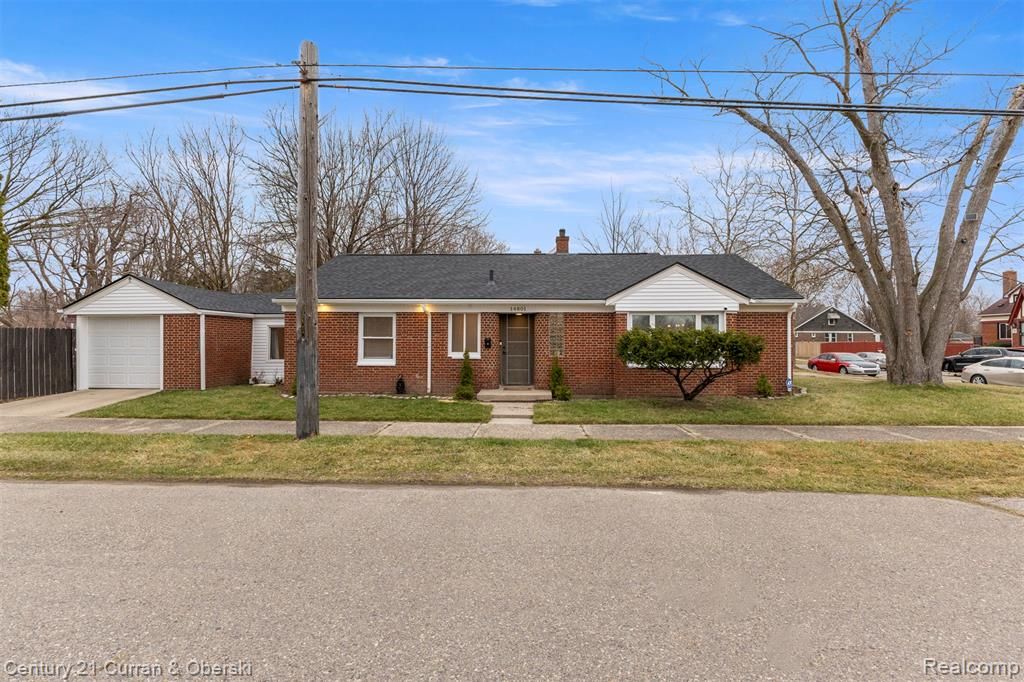 14801 Spring Garden Street, Detroit, MI 48205