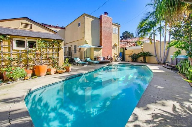 3021 Freeman, San Diego, CA 92106