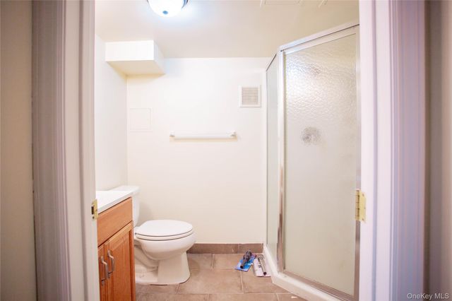 193 Nassau Boulevard Main, West Hempstead, NY 11552