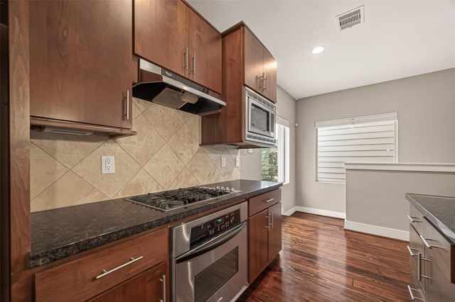 1510 Crockett Street B, Houston, TX 77007