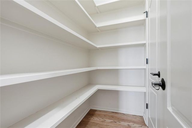 13916 Nicklaus Drive, Overland Park, KS 66223