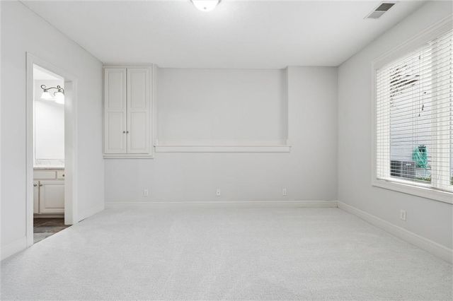 13916 Nicklaus Drive, Overland Park, KS 66223