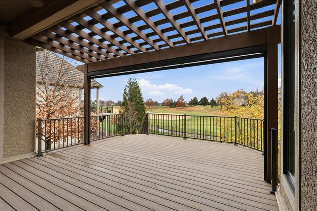 13916 Nicklaus Drive, Overland Park, KS 66223