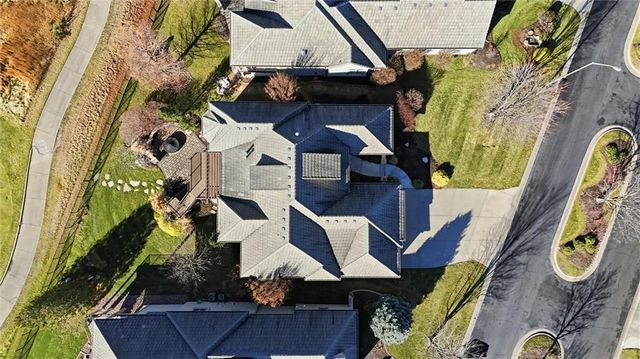 13916 Nicklaus Drive, Overland Park, KS 66223