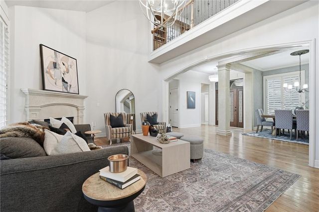 13916 Nicklaus Drive, Overland Park, KS 66223