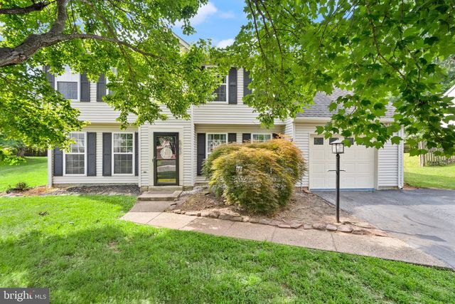 5793 ROCKCLIFF LN, Woodbridge, VA 22193
