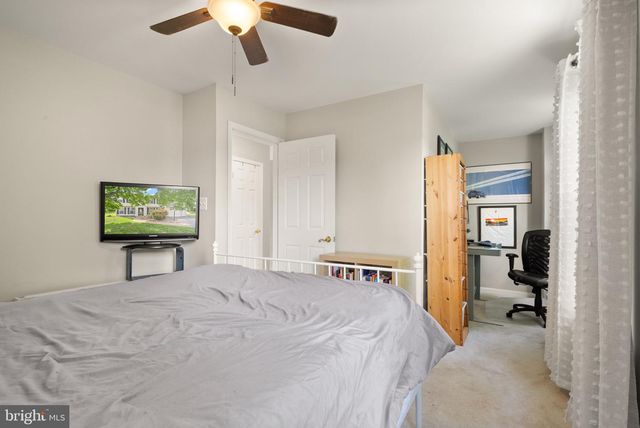 5793 ROCKCLIFF LN, Woodbridge, VA 22193