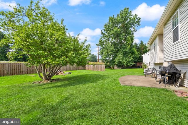 5793 ROCKCLIFF LN, Woodbridge, VA 22193