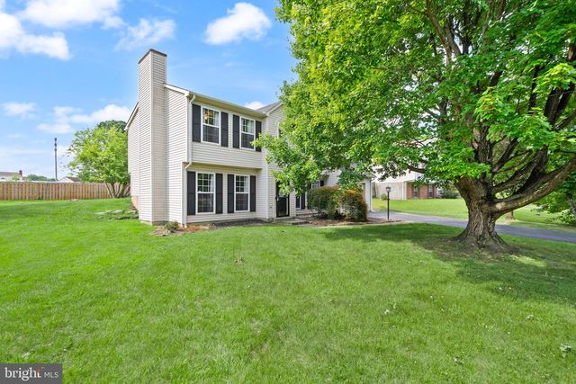 5793 ROCKCLIFF LN, Woodbridge, VA 22193