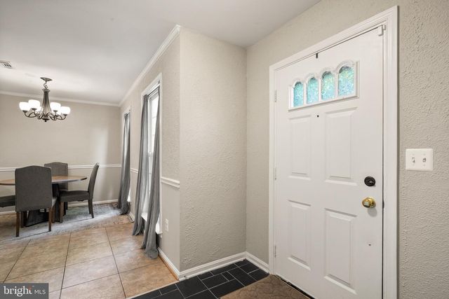 5793 ROCKCLIFF LN, Woodbridge, VA 22193