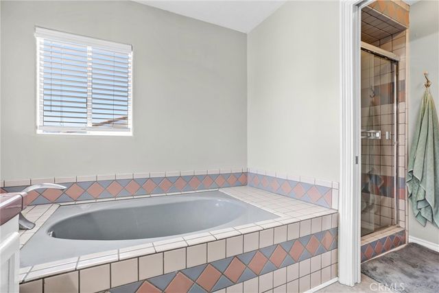 30050 Skippers Way, Canyon Lake, CA 92587