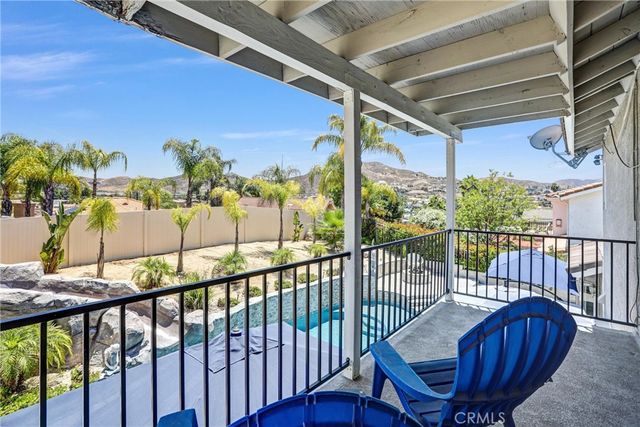30050 Skippers Way, Canyon Lake, CA 92587