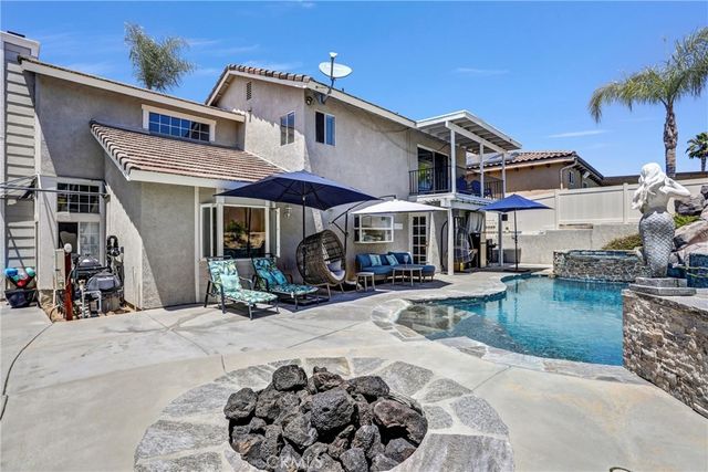 30050 Skippers Way, Canyon Lake, CA 92587