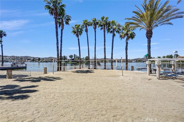30050 Skippers Way, Canyon Lake, CA 92587