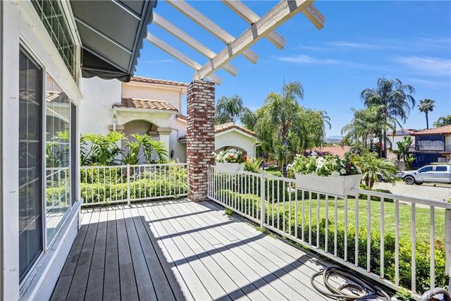 30050 Skippers Way, Canyon Lake, CA 92587