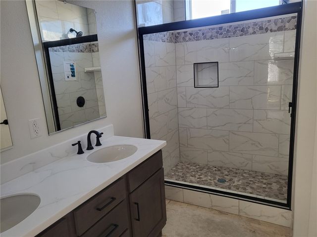 820 Hacienda Drive, Arroyo Grande, CA 93420