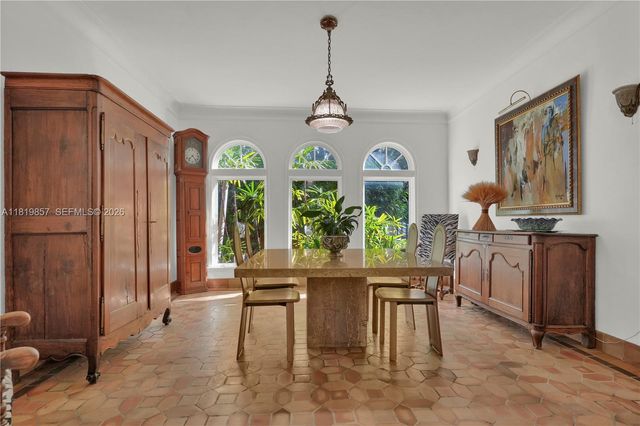 2050 Alton Road, Miami Beach, FL 33140