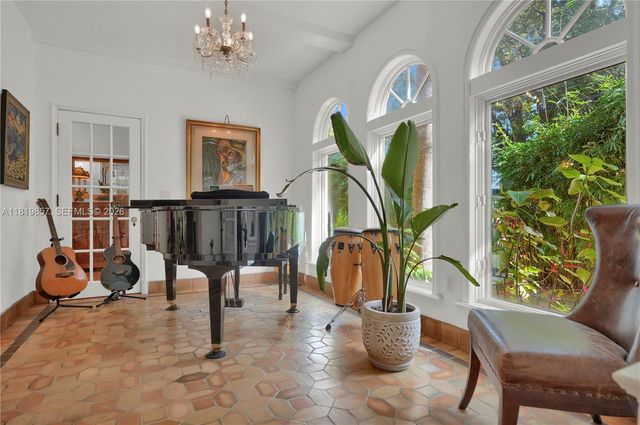 2050 Alton Road, Miami Beach, FL 33140