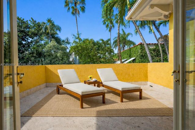 2050 Alton Road, Miami Beach, FL 33140