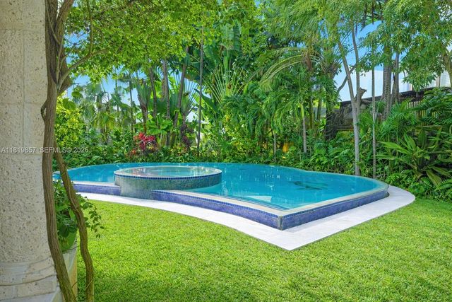 2050 Alton Road, Miami Beach, FL 33140